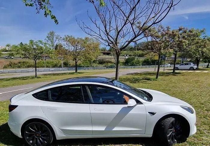 Brugt Tesla Model 3 Long Range AWD 392 kW (534 HK) 2022 HVID Sedan