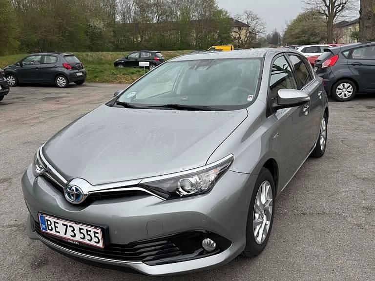 Brugt 2016 Toyota Auris Hybrid Hatchback | 135.000 kr. (Fair pris) - Billede 1/3