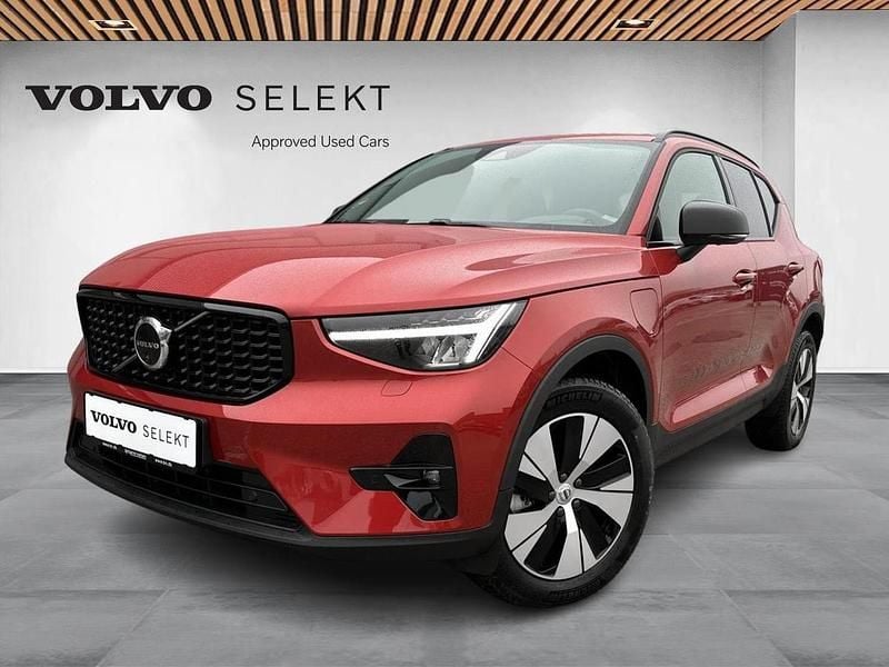 Rødmetal Brugt 2023 Volvo XC40 Plus SUV | 389.900 kr. - Billede 1/4