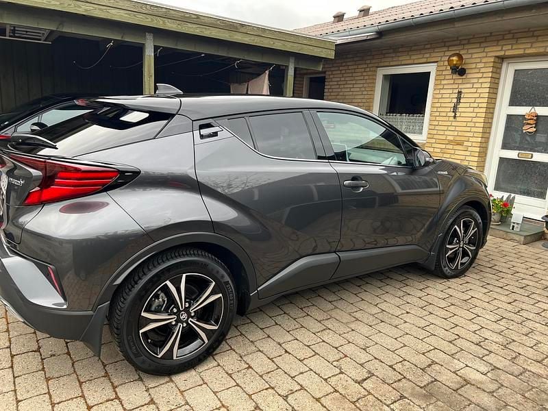 Grå Brugt 2021 Toyota C-HR Multidrive S SUV | 210.000 kr. (God pris) - Billede 1/6