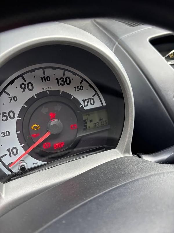 Brugt Toyota Aygo 68 HK (50 kW) 2013 Grå Hatchback