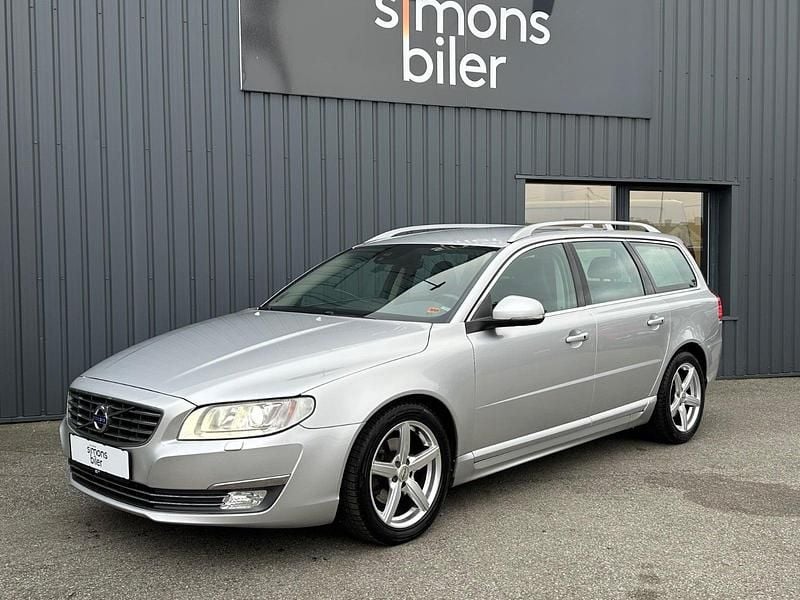 Sølvmetal Brugt 2016 Volvo V70 Summum Stationcar | 149.900 kr. - Billede 1/4