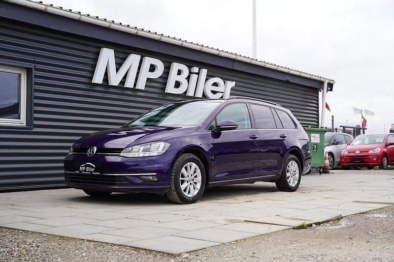 Blåmetal Brugt 2018 VW Golf VII Comfortline Stationcar | 114.900 kr. (God pris) - Billede 1/4