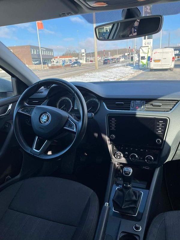 Brugt Skoda Octavia Style 115 HK (84 kW) 2018 Sølvmetal Stationcar