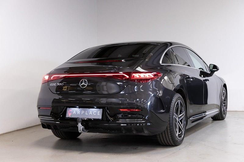 Brugt Mercedes EQE300 AMG line 180 kW (245 HK) 2023 Gråmetal Sedan