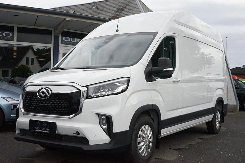Hvid Ny 2025 Maxus eDeliver 9 Van | 2.495 kr. - Billede 1/4