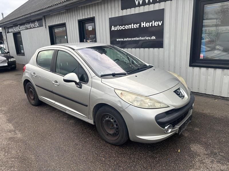 Sølvmetal Brugt 2006 Peugeot 207 Hatchback | 5.000 kr. (Super pris) - Billede 1/4