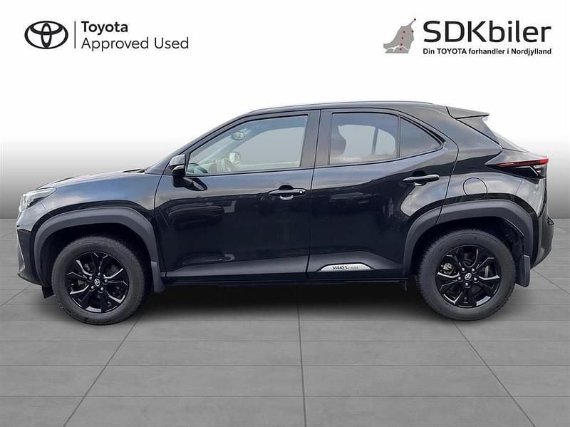 Brugt Toyota Yaris Cross Active 116 HK (85 kW) 2022 Night sky black SUV