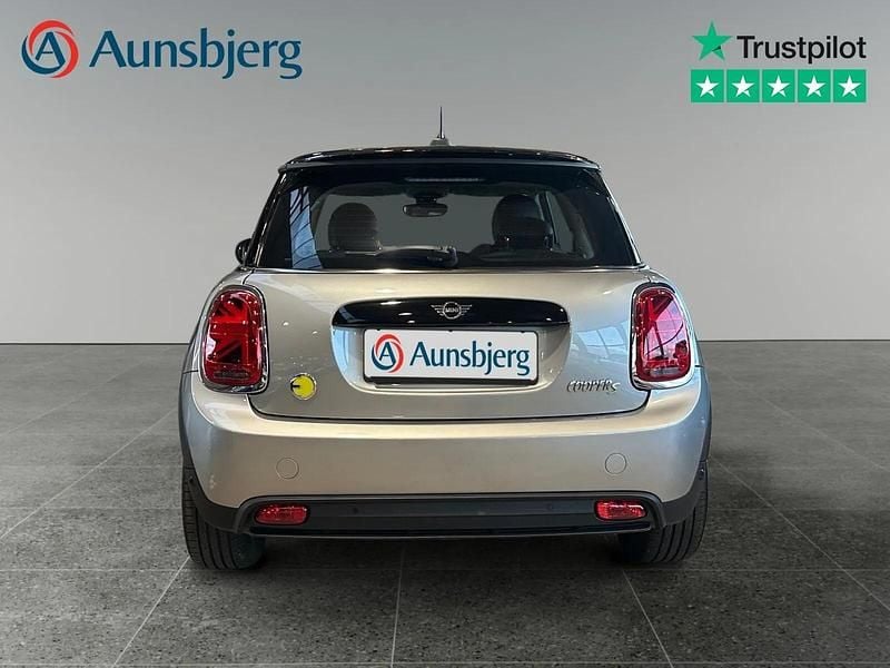 Brugt Mini Cooper SE 135 kW (184 HK) 2023 Grå metal Hatchback