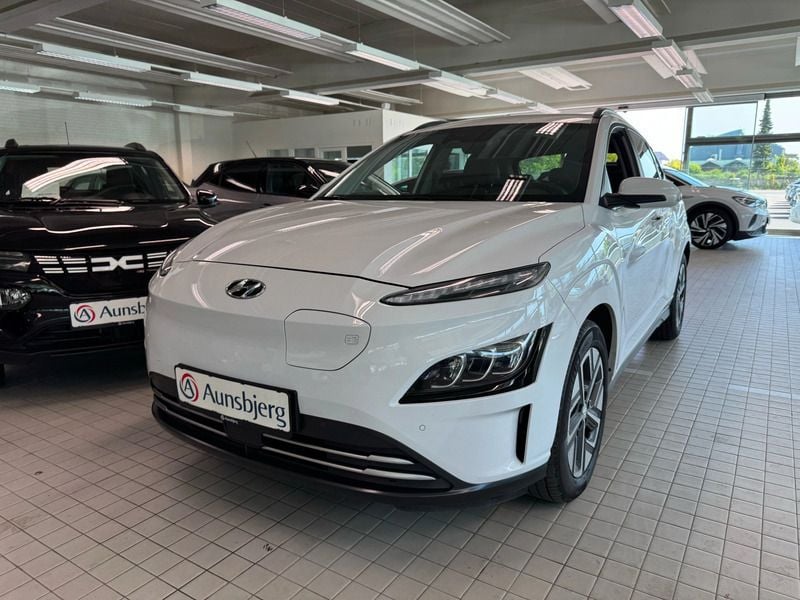 Hvid Brugt 2022 Hyundai Kona Essential SUV | 144.500 kr. (Fair pris) - Billede 1/4