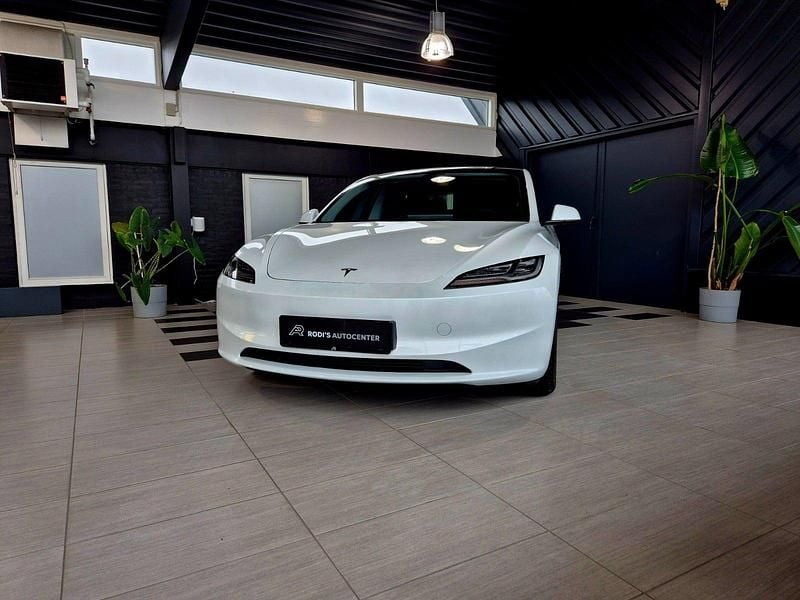 Brugt Tesla Model 3 RWD 208 kW (283 HK) 2024 Hvidmetal Sedan