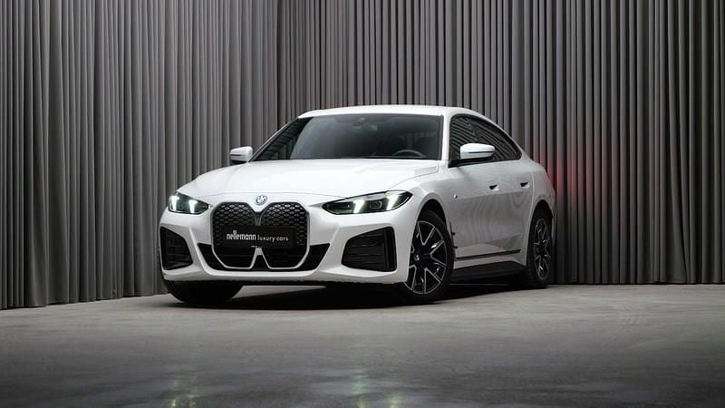 Hvidmetal Brugt 2024 BMW i4 M Sport Sedan | 445.000 kr. (Lidt for dyr) - Billede 1/4