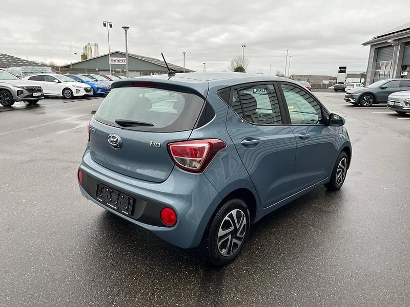 Brugt Hyundai i10 Trend 66 HK (48 kW) 2017 Aqua sparkling metal Hatchback