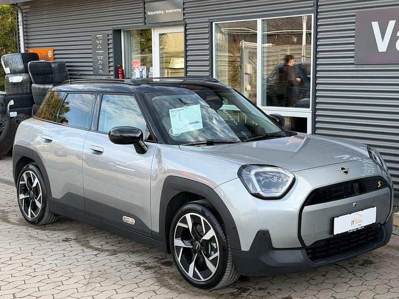 Sølvmetal Brugt 2025 Mini Aceman Classic SUV | 299.900 kr. - Billede 1/4