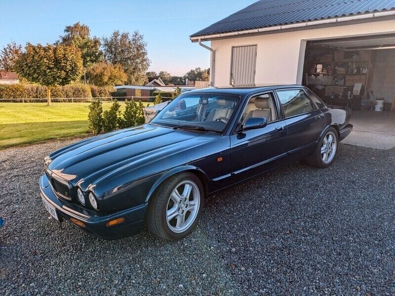 Brugt Jaguar XJR 363 HK (266 kW) 1998 Blå Sedan