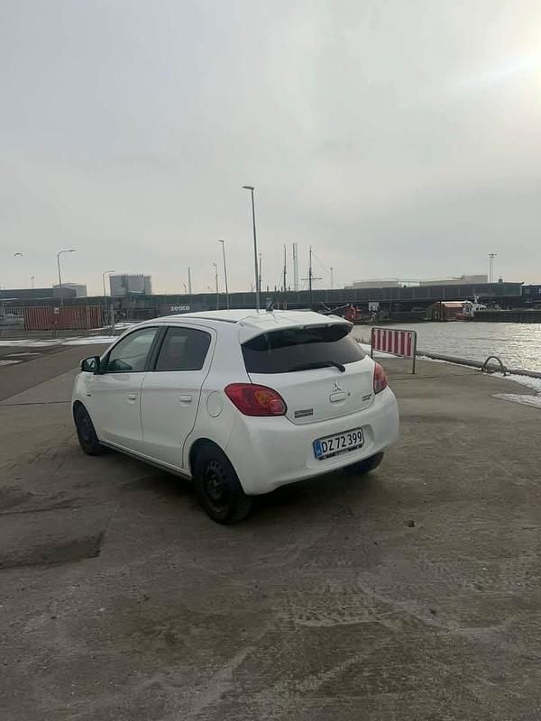 Brugt Mitsubishi Space Star 80 HK (58 kW) 2017 Hvid Hatchback