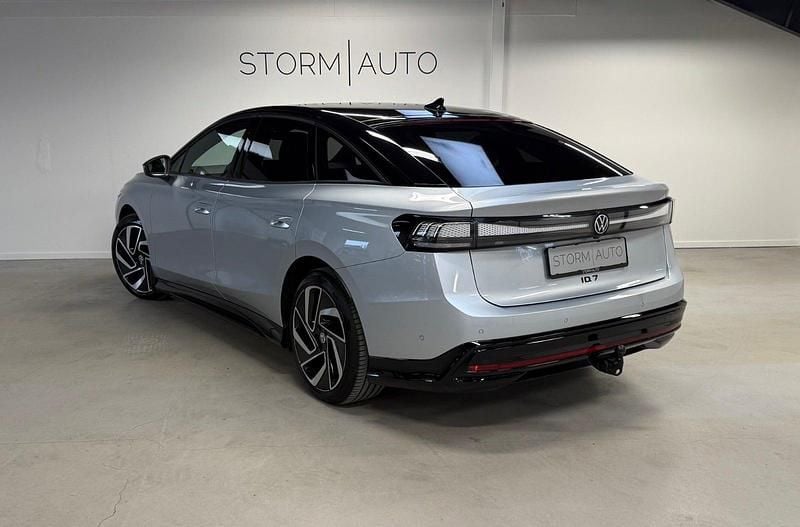 Brugt VW ID.7 Pro 210 kW (286 HK) 2025 Sølvmetal Hatchback