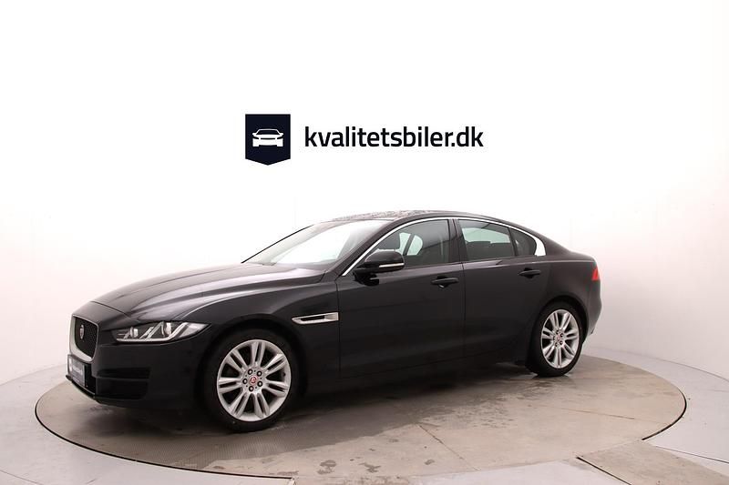 Brugt Jaguar XE Pure 180 HK (132 kW) 2018 Sort Sedan