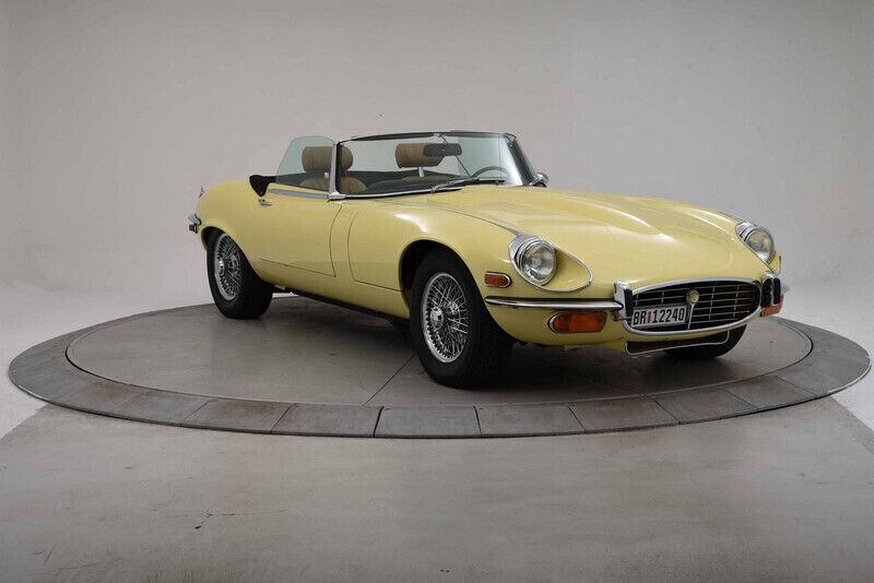 Brugt Jaguar E-Type 290 HK (213 kW) 1974 Gul