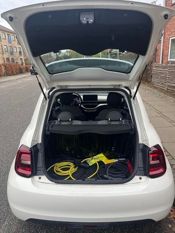 Hvid Brugt 2021 Fiat 500e Icon Hatchback | 100.000 kr. - Billede 1/8