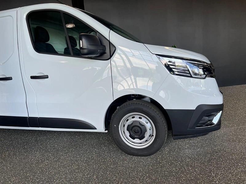 Ny Renault Trafic 150 HK (110 kW) 2025 Hvid MPV