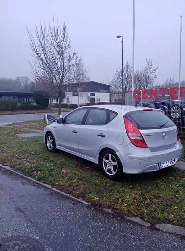 Brugt 2011 Hyundai i30 Eco | 15.999 kr. (God pris) - Billede 1/4