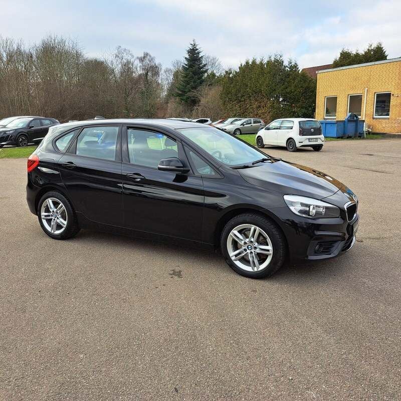 Sortmetal Brugt 2017 BMW 220 Active Tourer MPV | 159.900 kr. (God pris) - Billede 1/4