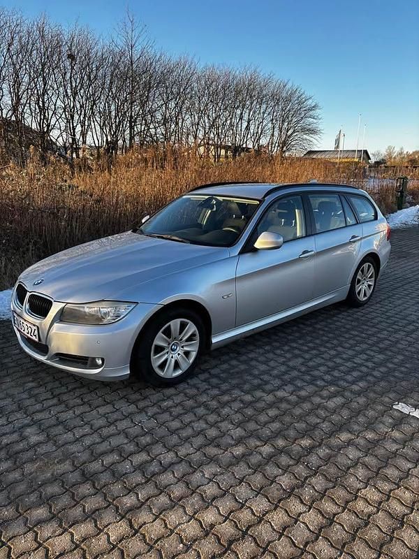 Brugt BMW 318 143 HK (105 kW) 2011