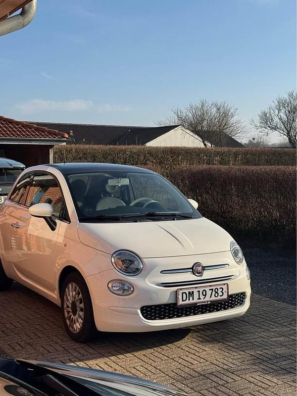 Hvid Brugt 2019 Fiat 500 Lounge Hatchback | 99.999 kr. (Fair pris) - Billede 1/4