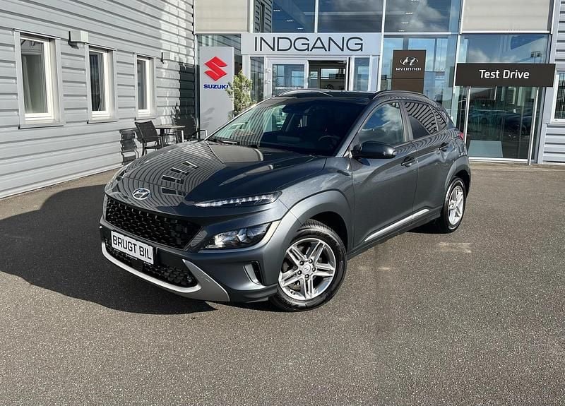 Dark knight mettalic Brugt 2022 Hyundai Kona Essential SUV | 169.900 kr. (Lidt for dyr) - Billede 1/4