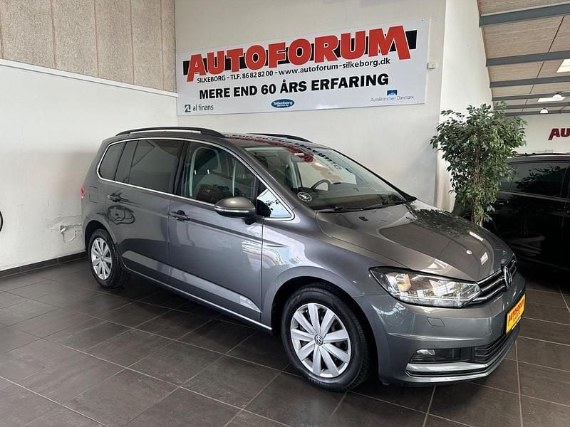 Gråmetal Brugt 2017 VW Touran Comfortline MPV | 159.900 kr. - Billede 1/4