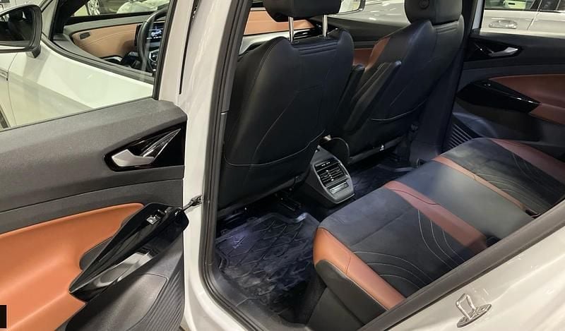 Brugt VW ID.4 Pro Performance 150 kW (204 HK) 2023 Hvidmetal SUV