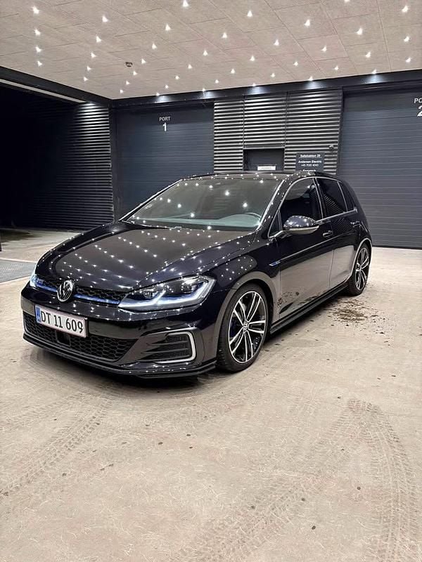 Brugt VW Golf VII GTE 204 HK (150 kW) 2018 Hatchback