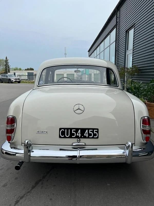 Brugt Mercedes 190 90 HK (66 kW) 1961 Hvid
