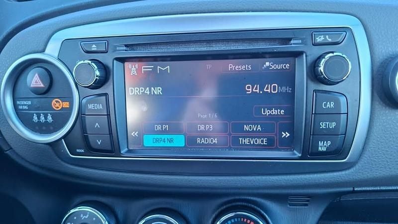 Brugt Toyota Yaris Touch 69 HK (50 kW) 2013 Grå Hatchback