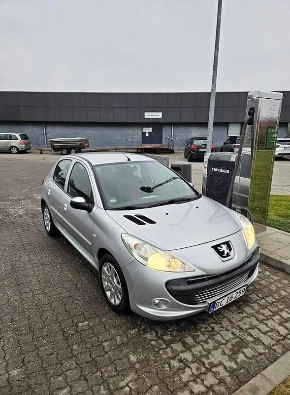 Brugt Peugeot 206+ 68 HK (50 kW) 2009 Hatchback