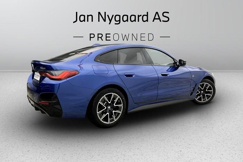 Ny BMW i4 400 kW (544 HK) 2025 Mørkblåmetal Sedan