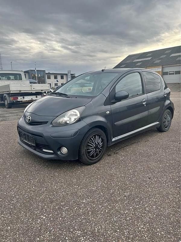 Brugt 2014 Toyota Aygo Hatchback | 23.500 kr. (Fair pris) - Billede 1/4