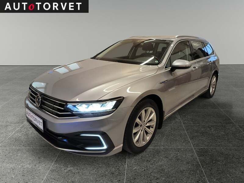 Sølvmetal Brugt 2019 VW Passat Highline Stationcar | 169.700 kr. (Fair pris) - Billede 1/4