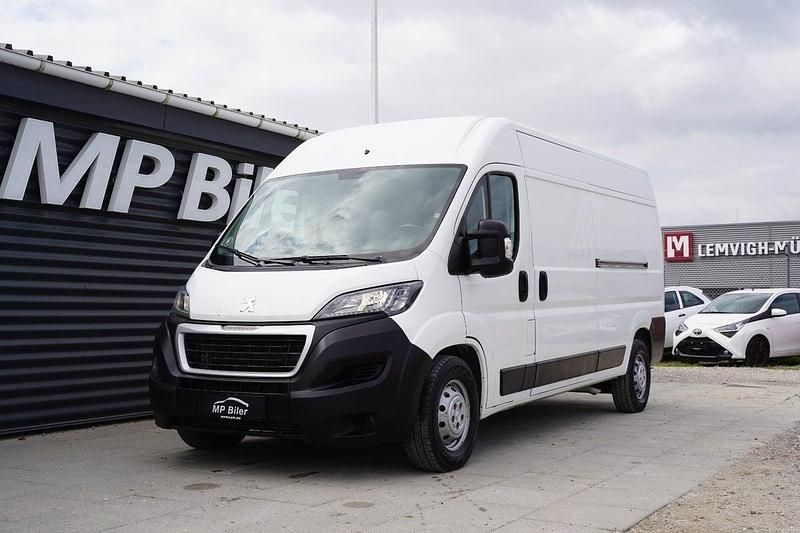 Hvid Brugt 2019 Peugeot Boxer Premium Van | 169.900 kr. - Billede 1/4