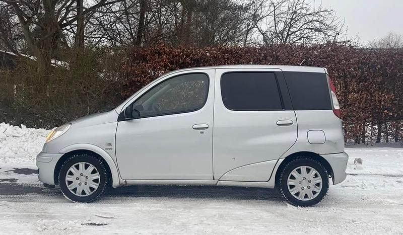 Brugt Toyota Yaris 86 HK (63 kW) 2005 Stationcar