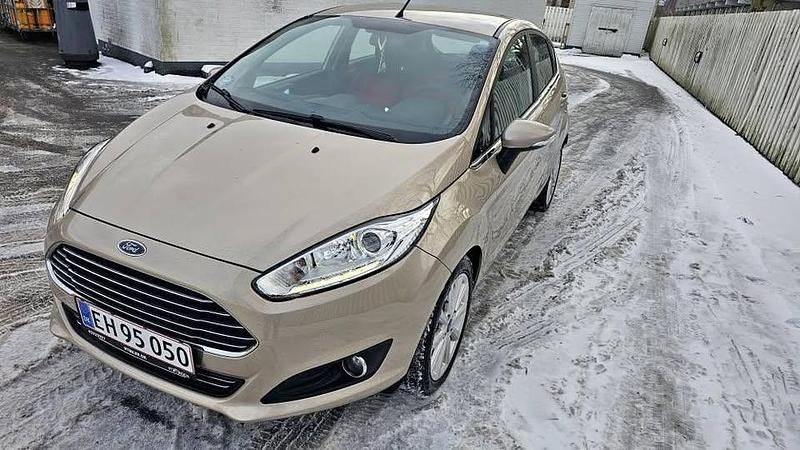 Brugt Ford Fiesta Titanium 125 HK (91 kW) 2015 Brun Hatchback