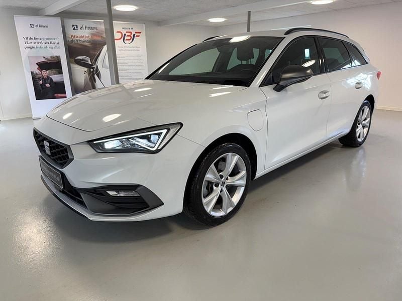 Hvidmetal Brugt 2023 Seat Leon FR Stationcar | 229.900 kr. (Fair pris) - Billede 1/4