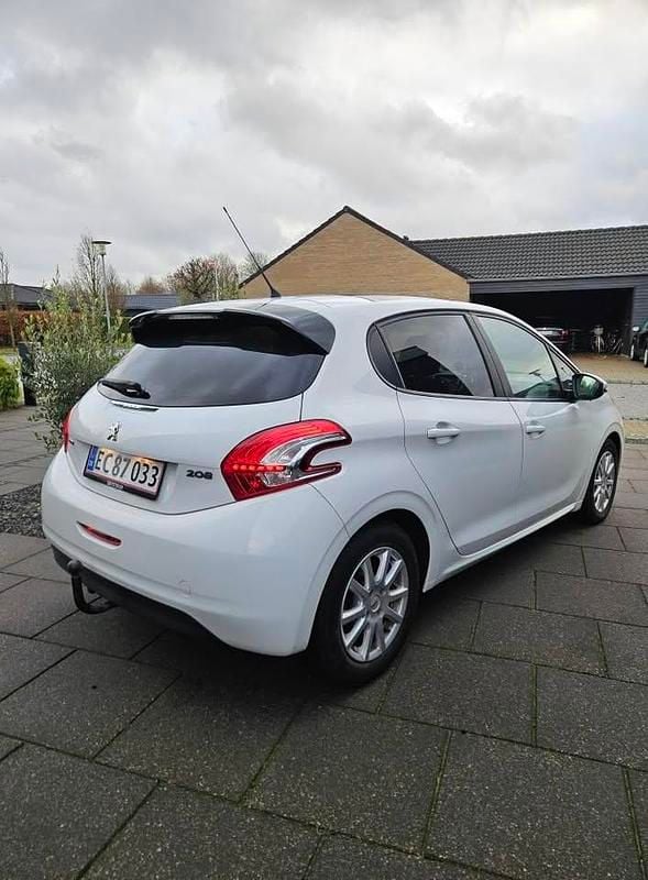 Brugt Peugeot 208 99 HK (72 kW) 2015 Hvid Hatchback