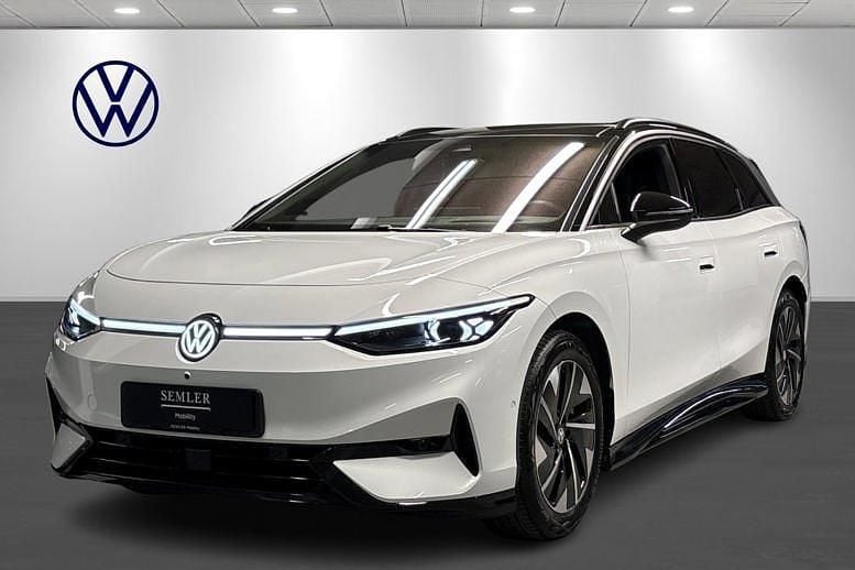 Hvidmetal Brugt 2025 VW ID.7 Style Stationcar | 469.900 kr. - Billede 1/4