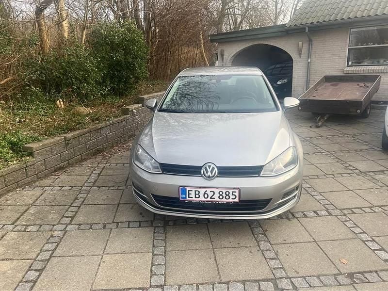 Brugt VW Golf VII Highline 122 HK (89 kW) 2014 Grå Hatchback