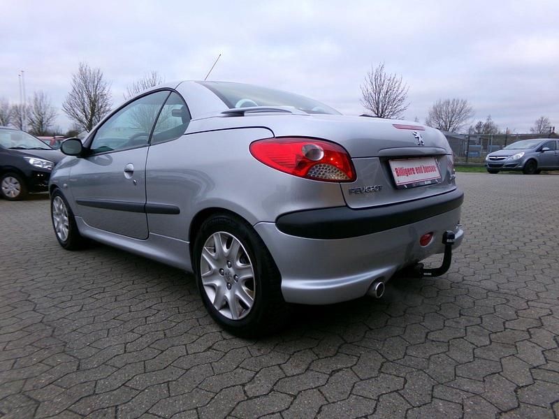 Brugt Peugeot 206 CC 110 HK (80 kW) 2001 Cabriolet