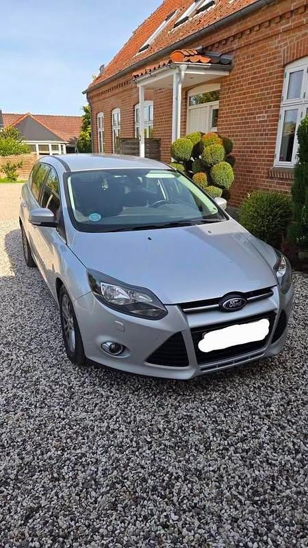 Brugt 2012 Ford Focus Titanium Stationcar | 50.000 kr. (Fair pris) - Billede 1/4