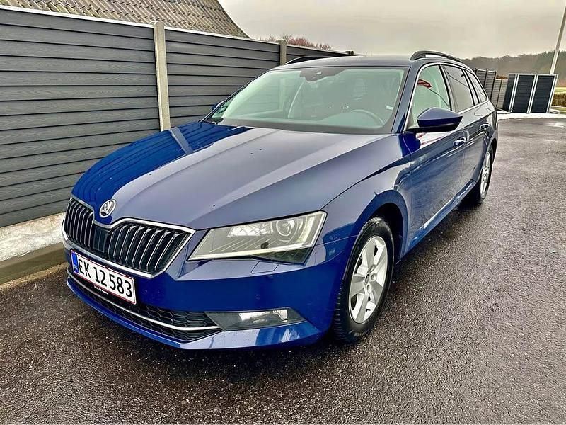 Brugt Skoda Superb Ambition 120 HK (88 kW) 2018 Blå Stationcar