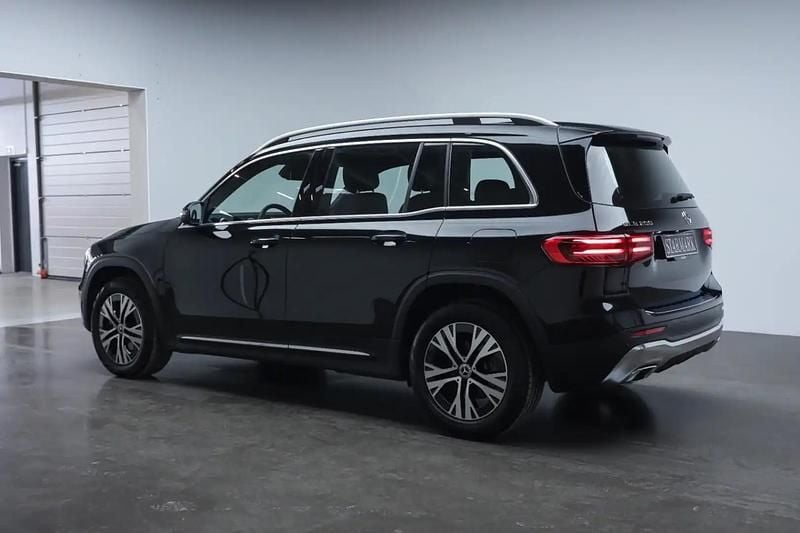 Brugt Mercedes GLB200 163 HK (119 kW) 2024 Sortmetal SUV